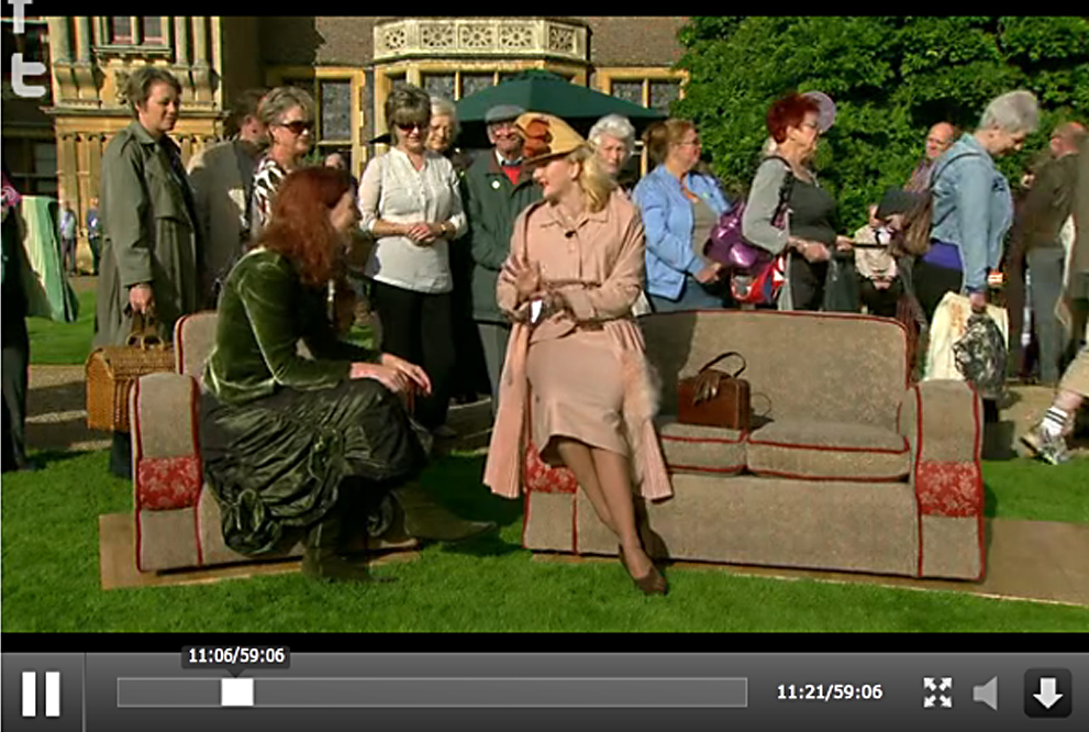 Kitten von Mew Antique Roadshow 2011 Kitten von Mew Antique Roadshow 2011