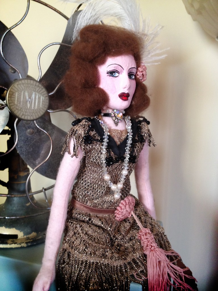 flapper-boudoir-doll-kitten von mew