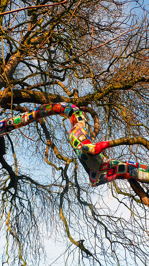 crochet bomb tree
