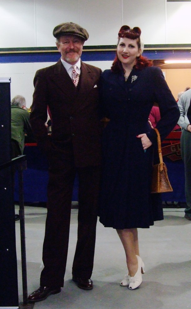 kitten von mew garden rail