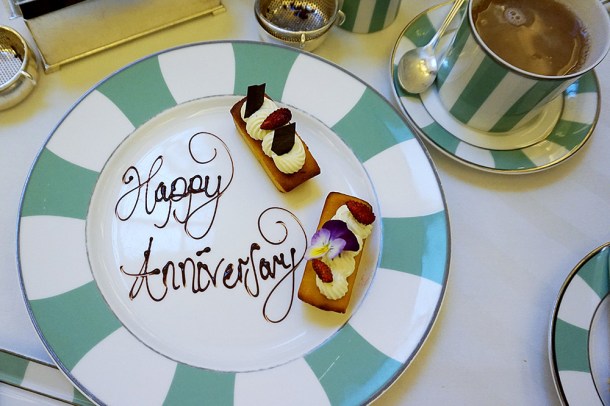 claridges-afternoon-tea-anniversary-plate