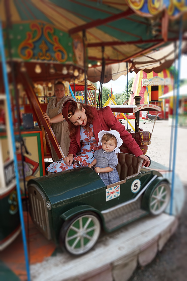 betsy-carousel-1-blur-web